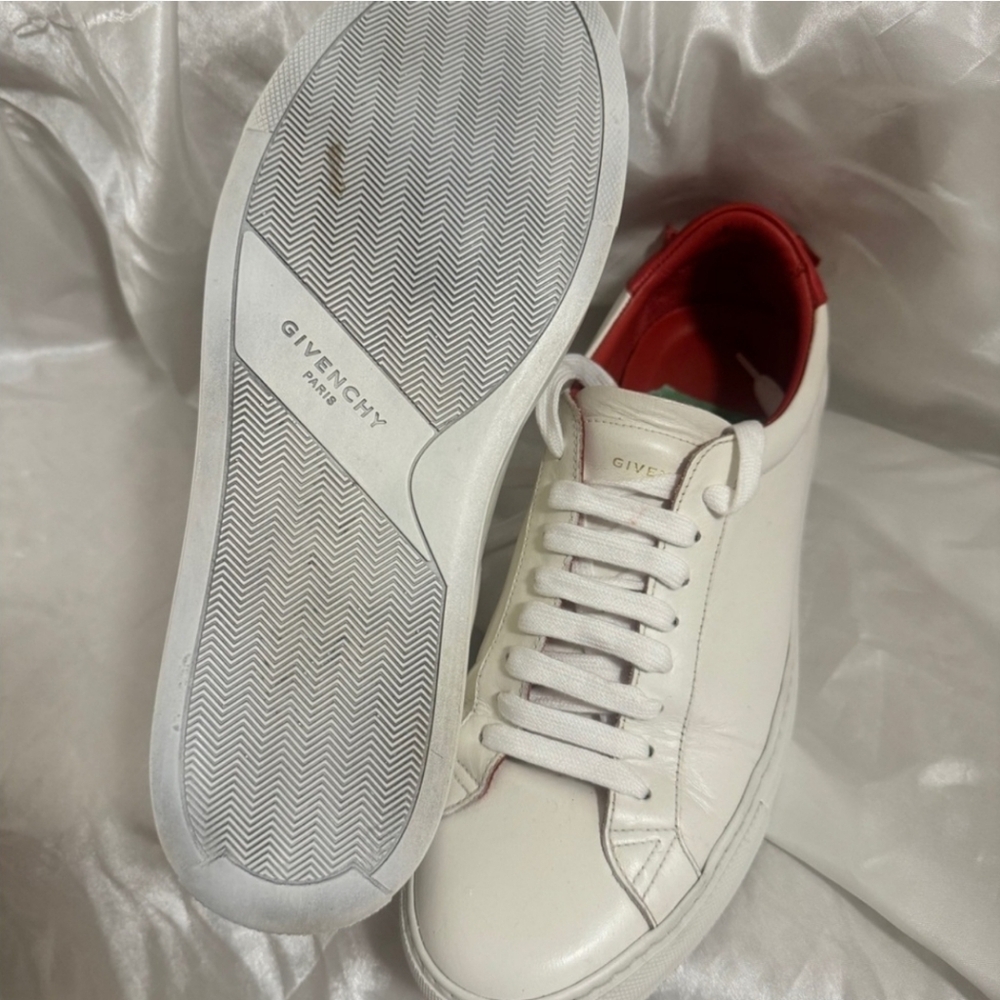 Givenchy Urban Knot Sneakers